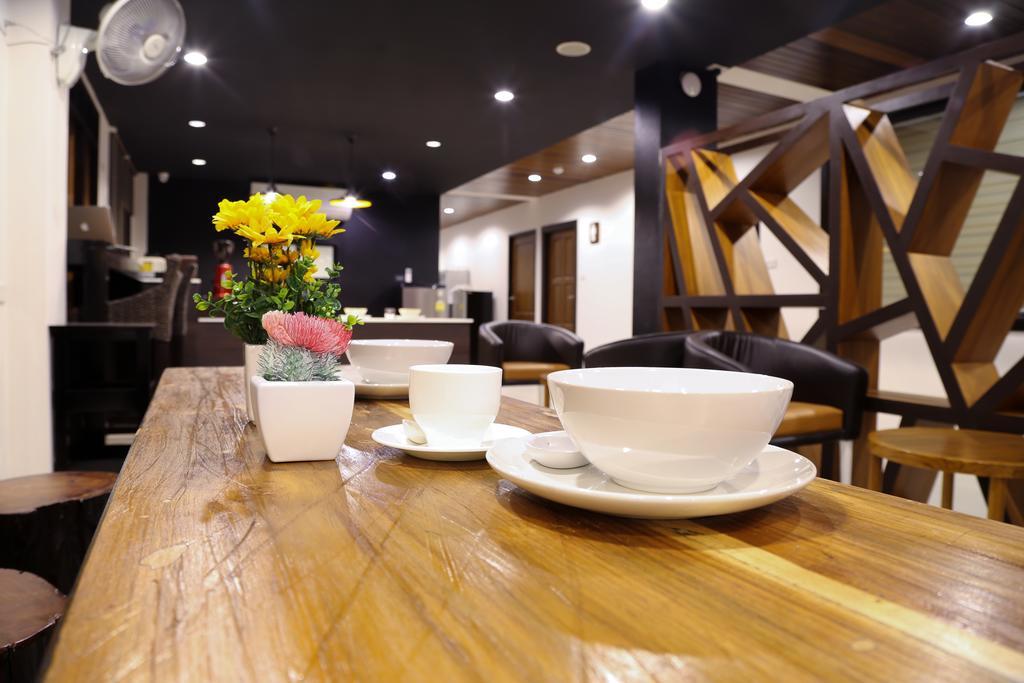 Sabai Hotel & Hostel Chiang Mai Buitenkant foto