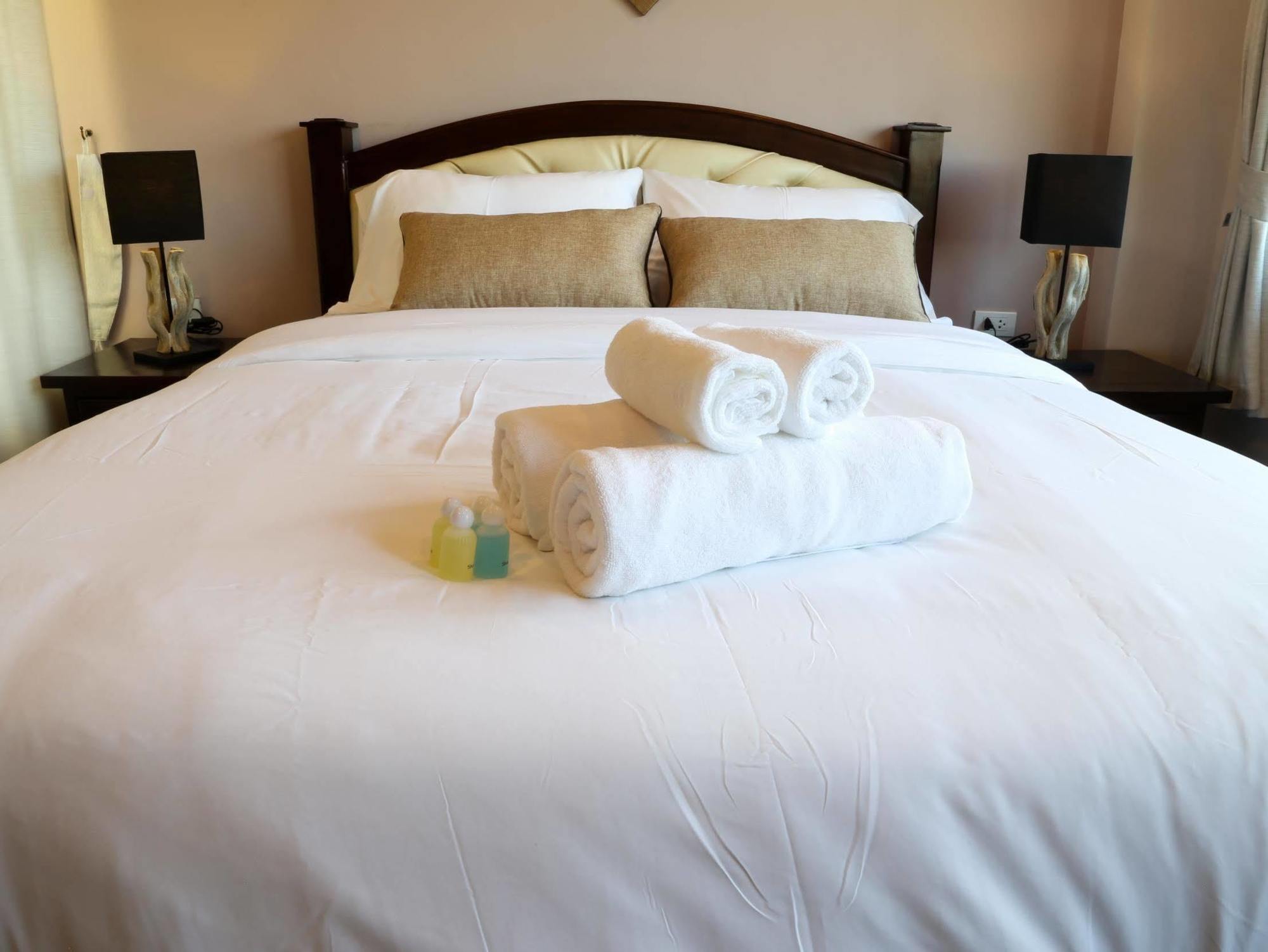 Sabai Hotel & Hostel Chiang Mai Buitenkant foto
